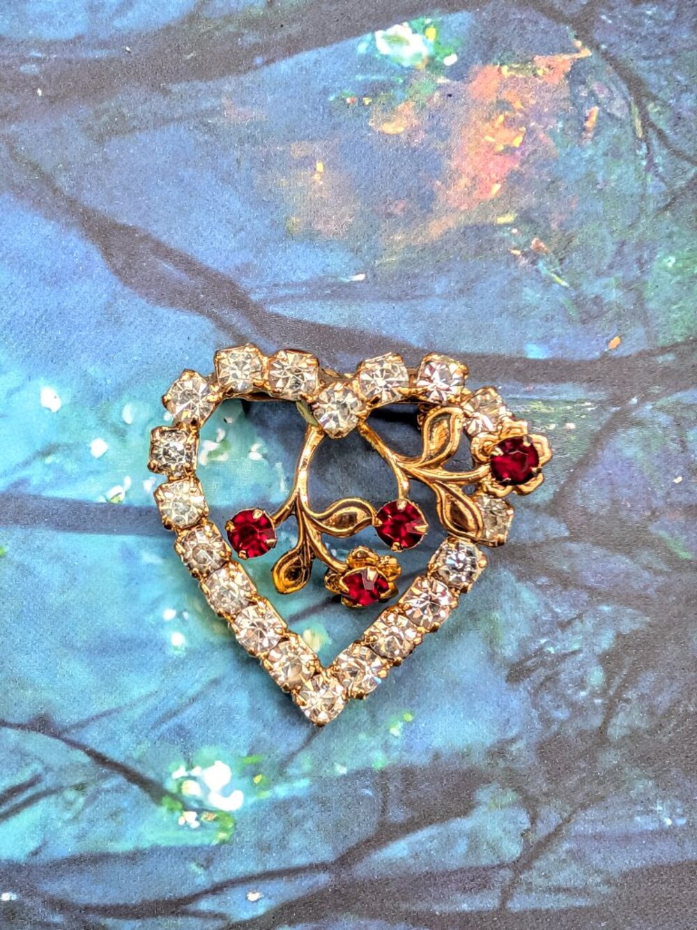 Vintage 1950's Blooming Heart Rhinestone Brooch